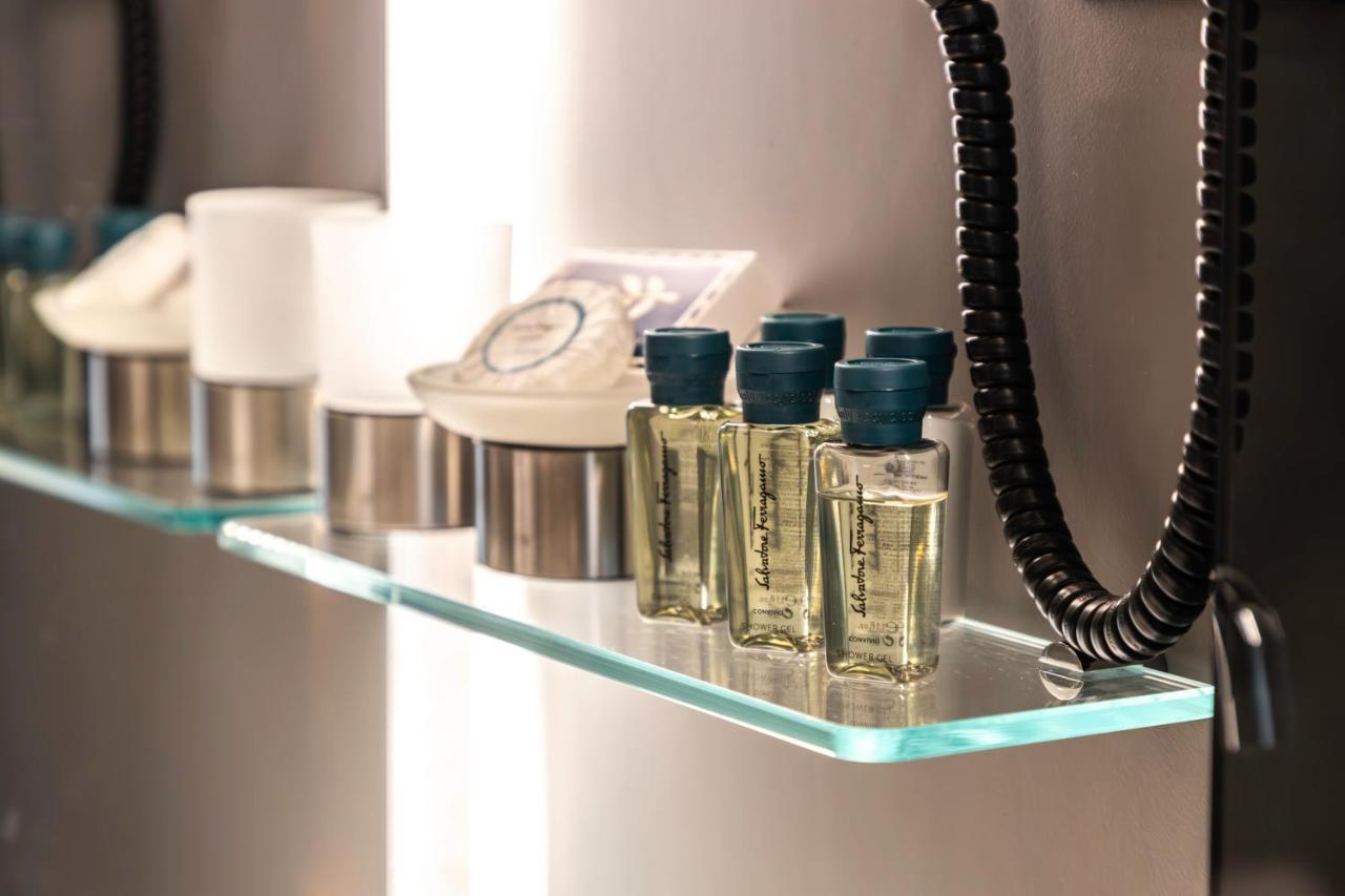 Boutique Marconi Panzió Quartu SantʼElena Kültér fotó