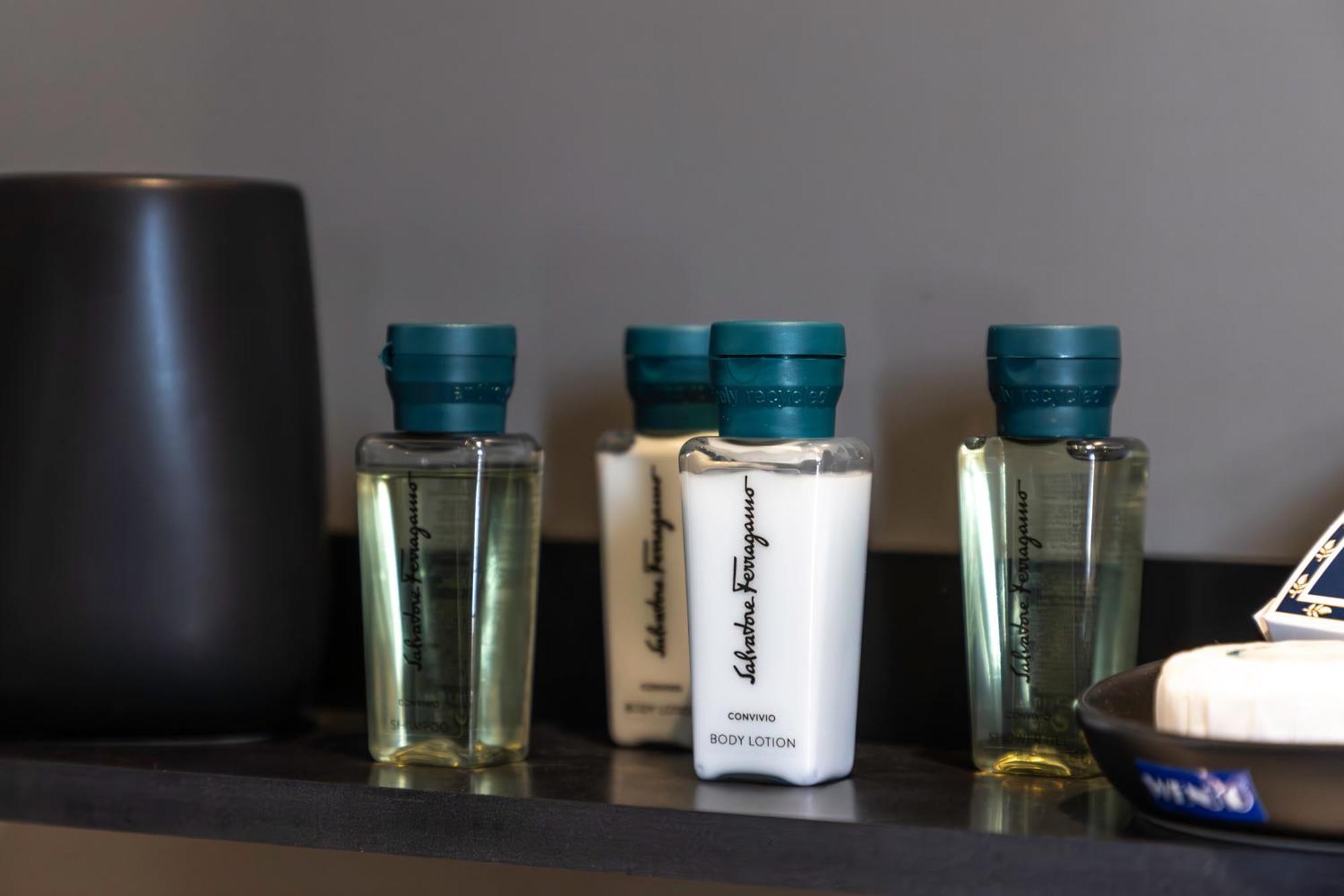 Boutique Marconi Panzió Quartu SantʼElena Kültér fotó